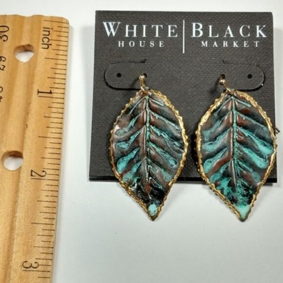 WHITE HOUSE BLACK MARKET PANTINA VERDIGRIS LEAF EARRINGS - Picture 7 of 8